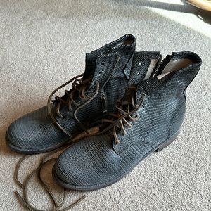 Freebird Women Boots Blue Leather Manchester size 11